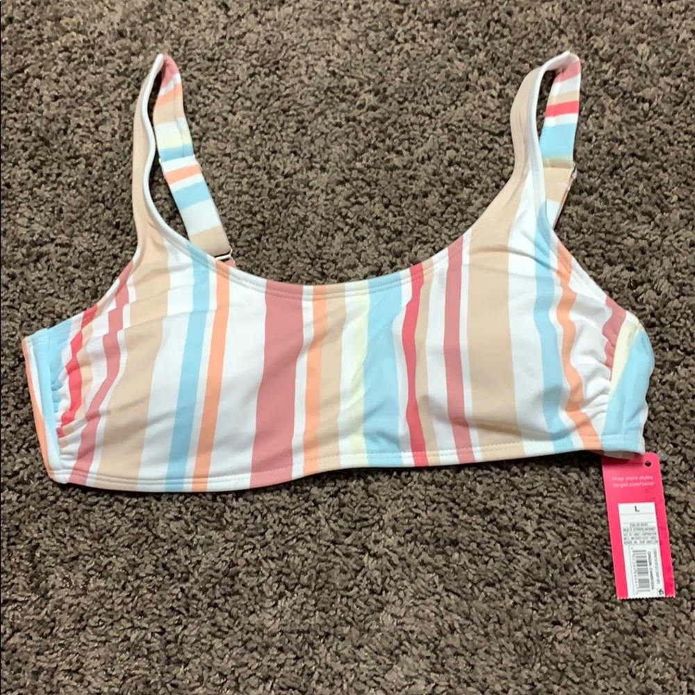 Multicolors top L bikini 🩱🏝👙👧🏻🏝